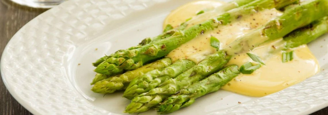 Asparagus with Hollandez Sauce