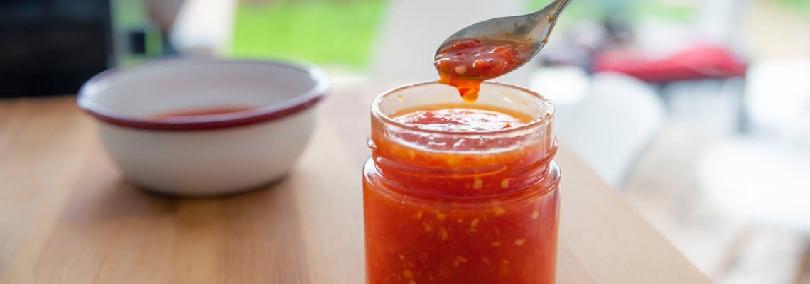 What is Sweet Hot Sauce ? Which Sweet Bitter Dishes Are Used ?